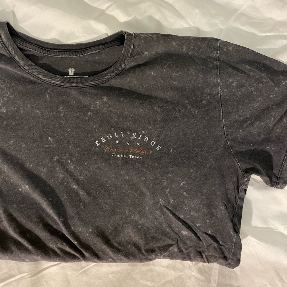 Graphic tee